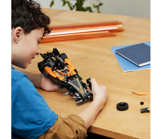 LEGO Technic 42169 NEOM McLaren Formula E Race Car - 1220583 - zdjęcie 10